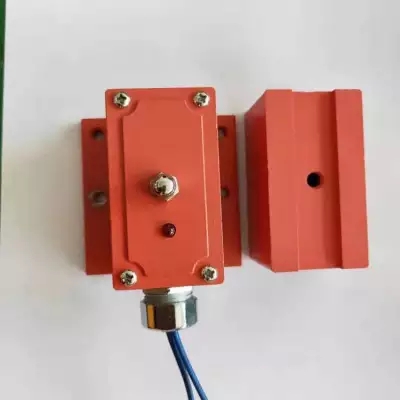 E30-20R4NK電力用光電傳感器|E30-20R4NT紡織廠用220V防水光電接近開關